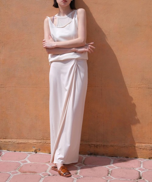 AKTE（アクテ）の「フロントツイストビーチスカート（スカート・レディース・アイボリー/ブラック・1/2）」の16枚目の写真