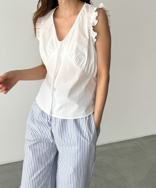 CANAL JEAN（キャナルジーン）の「El mar　フリルノースリブラウス（シャツ/ブラウス・レディース・ブラック/ホワイト・ONE SIZE）」の14枚目の写真