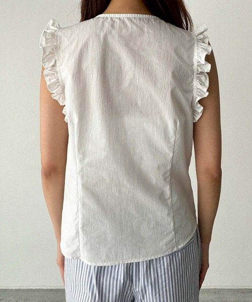 CANAL JEAN（キャナルジーン）の「El mar　フリルノースリブラウス（シャツ/ブラウス・レディース・ブラック/ホワイト・ONE SIZE）」の6枚目の写真