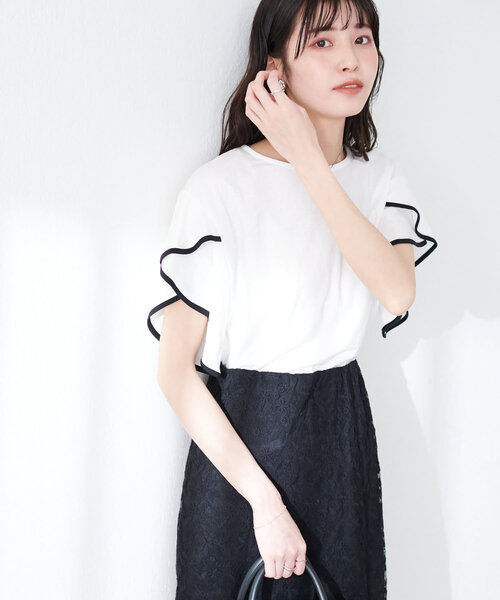 natural couture（ナチュラルクチュール）の「接触冷感配色ラッフルスリーブプルオーバー（Tシャツ/カットソー・レディース・オフホワイト/グレイッシュベージュ/ブラック/ミント/モカ・FREE）」の2枚目の写真