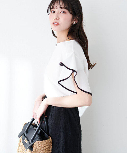 natural couture（ナチュラルクチュール）の「接触冷感配色ラッフルスリーブプルオーバー（Tシャツ/カットソー・レディース・オフホワイト/グレイッシュベージュ/ブラック/ミント/モカ・FREE）」の7枚目の写真