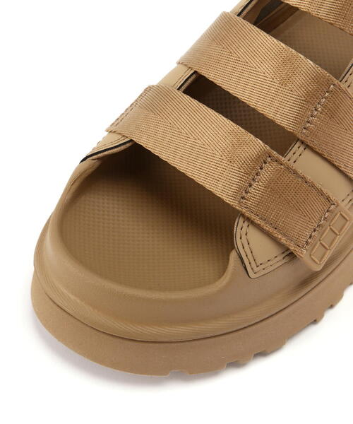 UGG(アグ)の「UGG/アグ/GoldenGlow Slide/1167430(サンダル・レディース・ブラウン/ブラック・6/8/7)」の12枚目の写真
