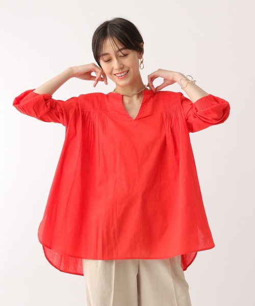 Elura（エルーラ）の「ボイルタックギャザーブラウス/290848（シャツ/ブラウス・レディース・ブラック/レッド/ホワイト・FREE）」の3枚目の写真