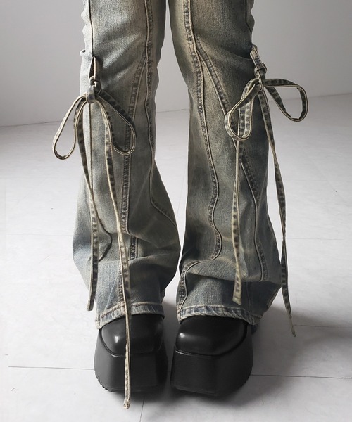 me+em select(ミームセレクト)の「【 3color / 4size 】ストラップリボンヴィンテージストレッチフレアデニム / strap ribbon vintage stretch flare denim(デニムパンツ・レディース・ブラック/ブルー/ダークブラック・SMALL/MEDIUM/LARGE/X-LARGE)」の9枚目の写真