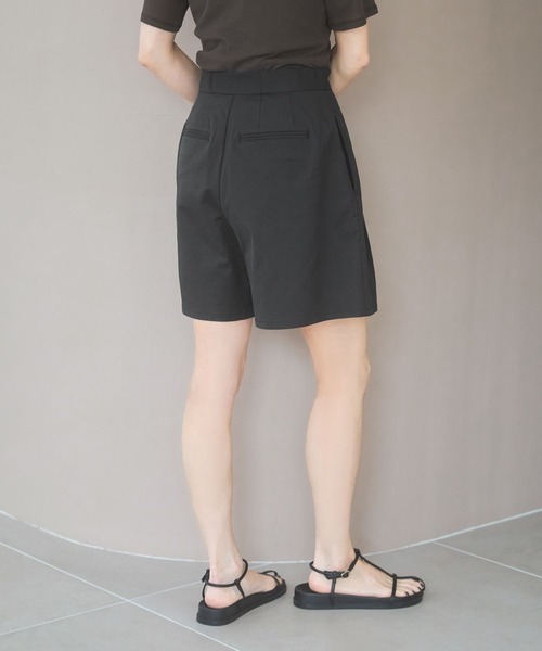 A part by（アパートバイ）の「ドゥースリネンコンショートパンツ（その他パンツ・レディース・オフホワイト/ブラック・SMALL/MEDIUM）」の16枚目の写真