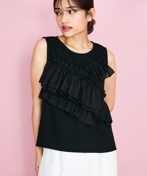 QUEENS COURT(クイーンズコート)の「シフォンフリルノースリブラウス≪手洗い可能≫(シャツ/ブラウス・レディース・オフホワイト/ブラック・M)」の4枚目の写真