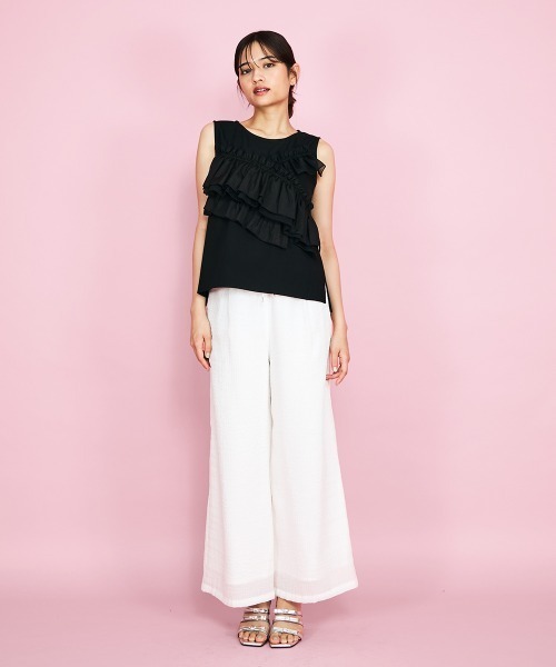QUEENS COURT(クイーンズコート)の「シフォンフリルノースリブラウス≪手洗い可能≫(シャツ/ブラウス・レディース・オフホワイト/ブラック・M)」の9枚目の写真