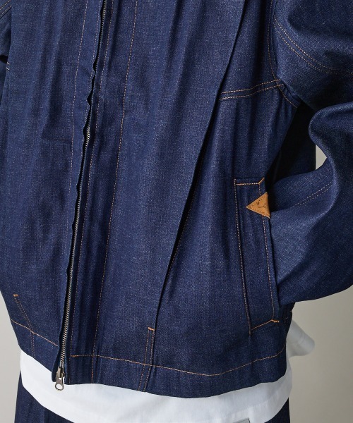 rehacer（レアセル）の「rehacer : Tuck Volume Denim Jacket / タック ボリュームデニム ジャケット（デニムジャケット・メンズ・インディゴブルー・SMALL/MEDIUM/LARGE）」の8枚目の写真
