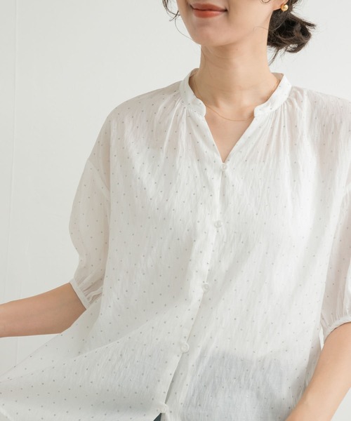 URBAN RESEARCH DOORS（アーバンリサーチドアーズ）の「グリッタードットギャザーブラウス（シャツ/ブラウス・レディース・オフホワイト/ネイビー・MEDIUM）」の17枚目の写真
