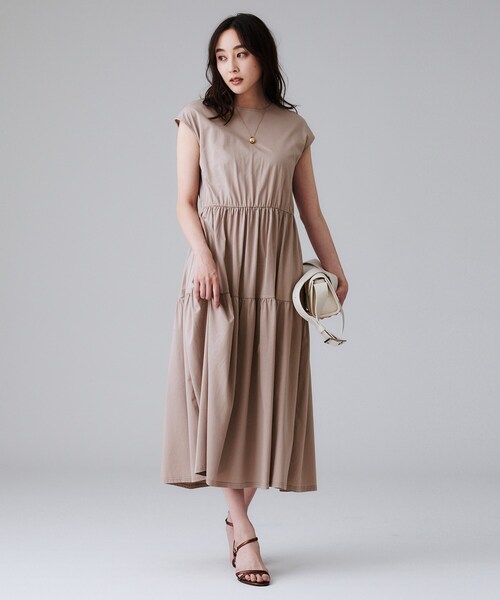 UNTITLED(アンタイトル)の「【ティアード/洗える】コットンロングワンピース(ワンピース・レディース・サンドベージュ/ブラック/ブラウン系その他・50/42/44/46/48/00/01/02/03/04)」の11枚目の写真