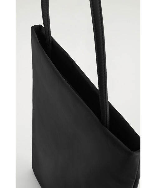 【新品未使用】COSブラックレザートートバッグ LEATHER TOTE BAG レザートートバッグ ブラック｜COS コス 公式