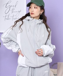 NERDY（ノルディ）の「カーブドブロックウインドブレーカー（ナイロンジャケット）」