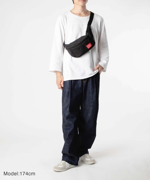 Manhattan Portage（マンハッタンポーテージ）の「Manhattan Portage Alleycat Waist Bag マンハッタンポーテージ アレイキャット ウエストバッグ ボディバッグ（ボディバッグ/ウエストポーチ・レディース・カモフラージュ/グレー/ネイビー系1/ブラック・FREE）」の6枚目の写真
