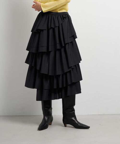 LANVIN en Bleu(ランバンオンブルー)の「ランダムティアードフリルスカート(スカート・レディース・オフホワイト/ブラック・38)」の1枚目の写真