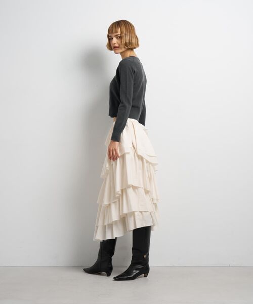 LANVIN en Bleu(ランバンオンブルー)の「ランダムティアードフリルスカート(スカート・レディース・オフホワイト/ブラック・38)」の4枚目の写真