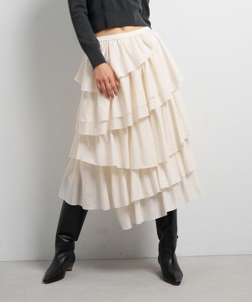 LANVIN en Bleu(ランバンオンブルー)の「ランダムティアードフリルスカート(スカート・レディース・オフホワイト/ブラック・38)」の7枚目の写真