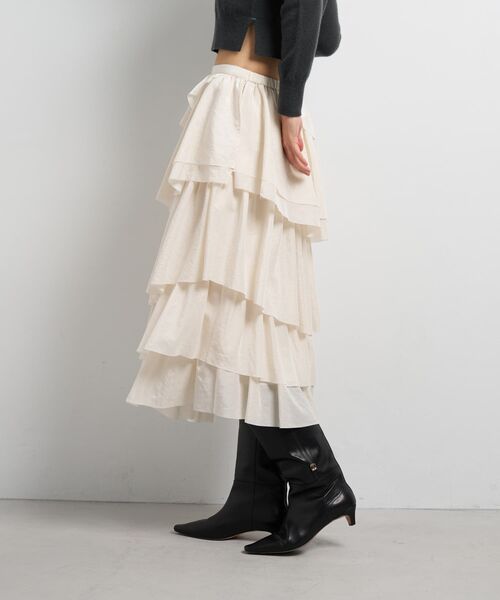LANVIN en Bleu(ランバンオンブルー)の「ランダムティアードフリルスカート(スカート・レディース・オフホワイト/ブラック・38)」の8枚目の写真