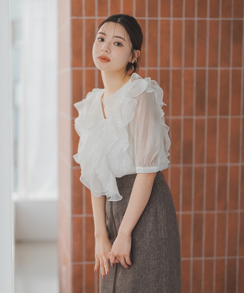 MISCH MASCH(ミッシュマッシュ)の「フリルレイヤードブラウス(シャツ/ブラウス・レディース・ブラック/パープル/ホワイト・フリ-)」の7枚目の写真