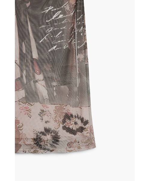 Desigual（デシグアル）の「コラージュプリントチュールミディスカートウエストゴム（スカート・レディース・ブラック・M/S/XS/L/XL）」の2枚目の写真