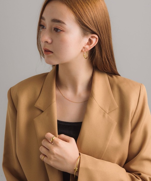muku(ムク)の「PIERCE/KNOT WIRE(ピアス(両耳用)・レディース・シルバー/ゴールド・FREE)」の9枚目の写真