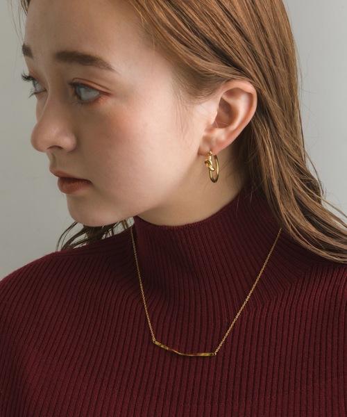 muku(ムク)の「PIERCE/KNOT WIRE(ピアス(両耳用)・レディース・シルバー/ゴールド・FREE)」の12枚目の写真