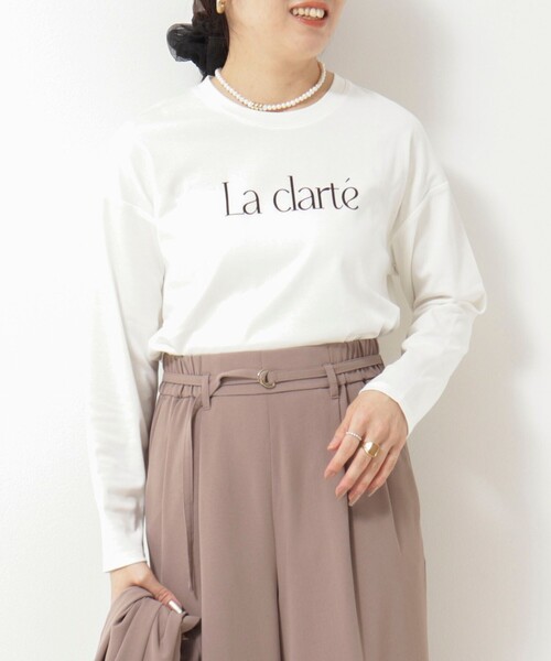 MICO COULIER(ミコクリエ)の「《防水・防汚・防油》トリプルケア ロゴプリントプルオーバー(Tシャツ/カットソー・レディース・オフホワイト/ベージュ/グレー・38)」の8枚目の写真