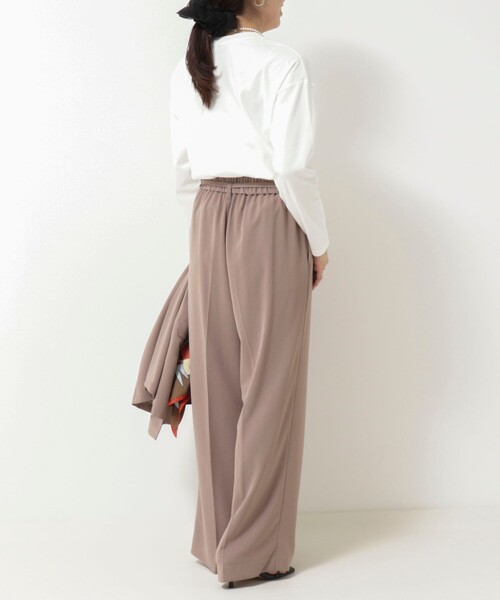 MICO COULIER(ミコクリエ)の「《防水・防汚・防油》トリプルケア ロゴプリントプルオーバー(Tシャツ/カットソー・レディース・オフホワイト/ベージュ/グレー・38)」の12枚目の写真