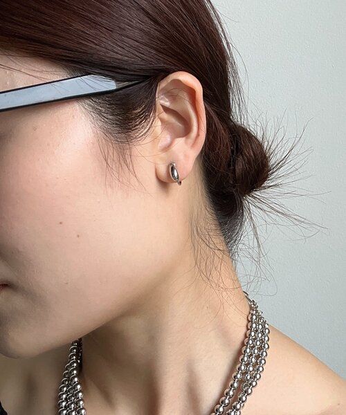 DouDou(ドゥドゥ)の「【インフルエンサーOKOCHI企画】ドロップイヤリングmini(イヤリング・レディース・ゴールド/シルバー・FREE)」の2枚目の写真