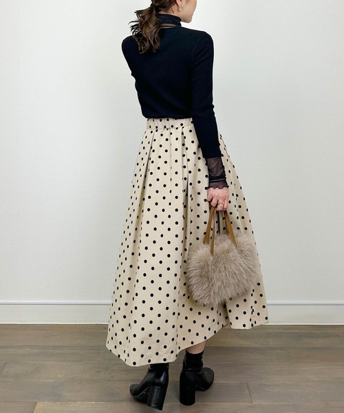 DIARIUM(ディアリウム)の「【日本製】チュール切り替えテレコプルオーバー(Tシャツ/カットソー・レディース・レッド/アイボリー/ブラック・M)」の19枚目の写真