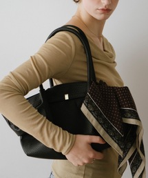 レザータッチワイドバッグ