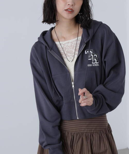 FREE'S MART（フリーズマート）の「◆〈フリーズマート別注〉〈フリーズマート別注〉テネシーリバーフーディ（パーカー・レディース・ブラック/グレー・FREE）」の5枚目の写真