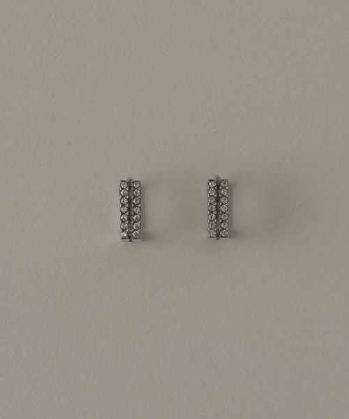 muku（ムク）の「PIERCE/DOUBLE ZIRCONIA LINE（ピアス（両耳用）・レディース・ゴールド/シルバー・FREE）」の2枚目の写真
