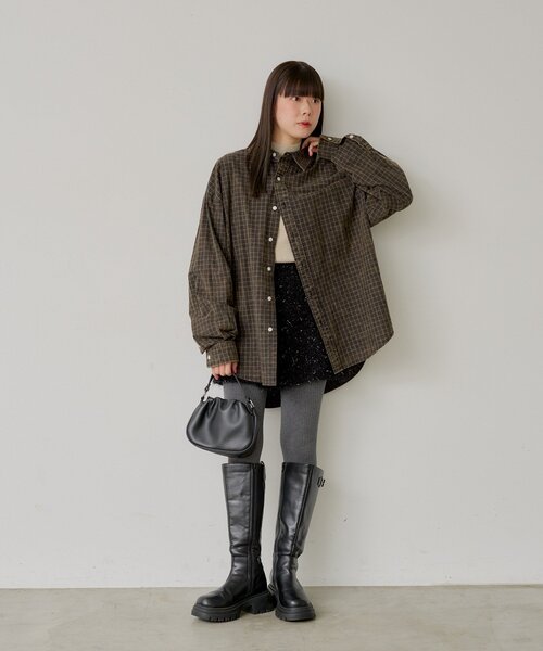 WHIMSIC（ウィムジック）の「【UNISEX】アシッドウォッシュプラッドシャツ（シャツ/ブラウス・メンズ・ネイビー/ベージュ/ブラウン・FREE）」の15枚目の写真