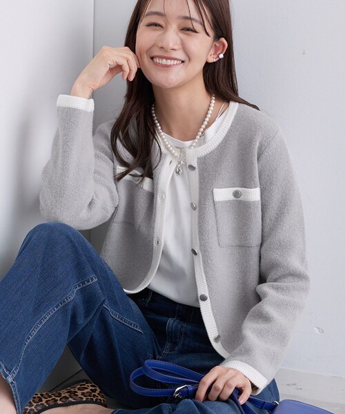 INDIVI(インディヴィ)の「【ミニブークレ素材】ジャケットライクカーディガン(カーディガン/ボレロ・レディース・ブラック/ネイビー/ライトグレー系4・05/13/15 /34/38)」の13枚目の写真