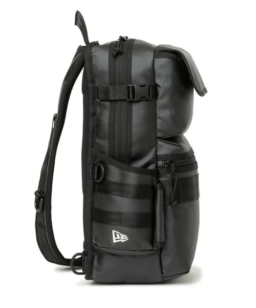 NEW ERA(ニューエラ)の「NEW ERA/ニューエラ ボディバッグ スリングボディバッグ 12L TPU ブラック 14521309(ボディバッグ/ウエストポーチ・メンズ・ブラック・FREE)」の4枚目の写真