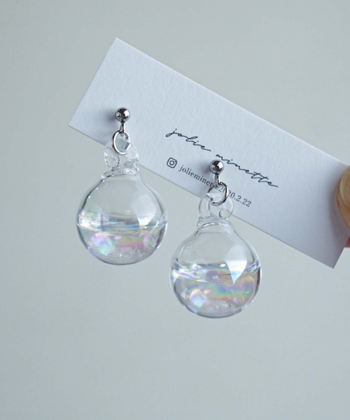 CERCA(チェルカ)の「jolie minette/お水入り オーロラ ガラス ピアス/アレルギー対応(ピアス(両耳用)・レディース・シルバー/シルバー系その他/ゴールド/ゴールド系その他/ゴールド系1/シルバー系1・FREE)」の18枚目の写真