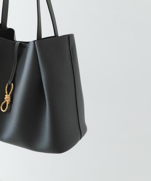 RODE SKO（ロデスコ）の「3WAYメタルリボンワイドトートバッグ（トートバッグ・レディース・グレー/ブラック・ONE）」の18枚目の写真