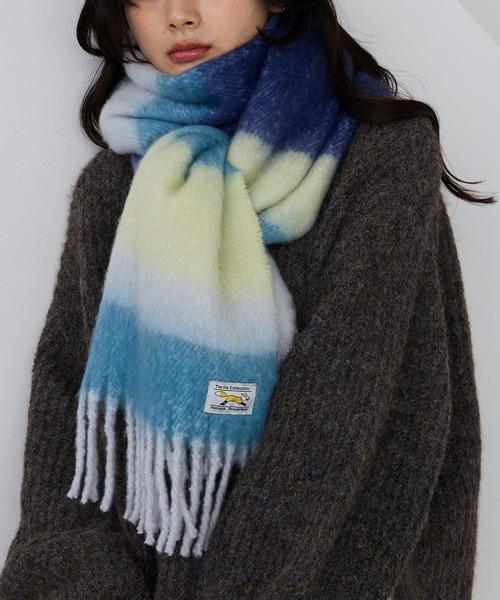 ロゴ入りマフラー ホワイト/ブルー ブークレボリュームマフラー（ストール・マフラー） | tk.TAKEO