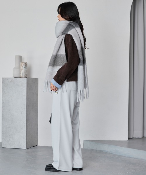 PENNEYS（ぺニーズ）の「PENNEYS/ペニーズ 別注 THE FOX ロゴタグ ボリューム ボーダーマフラー（マフラー・レディース・グレー系/ブルー系2/ブルー系1/ブルー系/ピンク系・FREE）」の14枚目の写真