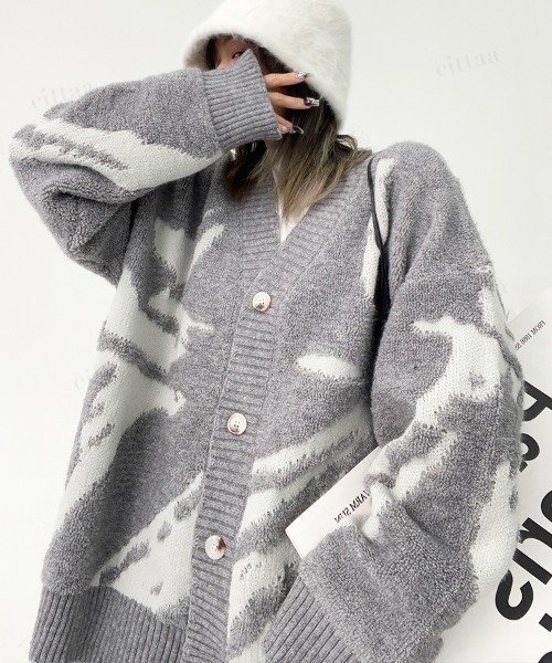 Dalfwin(ダールフィン)の「韓国ファッション 総柄ニットカーディガン(カーディガン/ボレロ・レディース・ネイビー/グレー・FREE)」の21枚目の写真