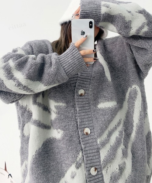 Dalfwin(ダールフィン)の「韓国ファッション 総柄ニットカーディガン(カーディガン/ボレロ・レディース・ネイビー/グレー・FREE)」の14枚目の写真