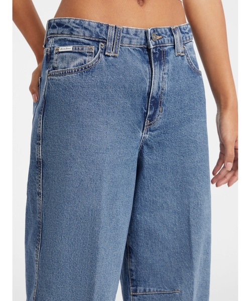 GUESS JEANS(ゲスジーンズ)の「GUESS JEANS Barrel デニムパンツ レディース(デニムパンツ・レディース・インディゴブルー・24inch/25inch/26inch/27inch/28inch)」の3枚目の写真