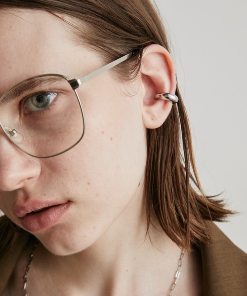 Auntie Rosa Holiday（アンティローザホリデー）の「ミニマルドロップイヤーカフ（イヤーカフ・レディース・シルバー/ゴールド・FREE）」の2枚目の写真