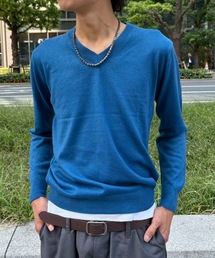 AUREN（オーレン）の「【ユニセックス】Vネックベーシックニット（ニット/セーター）」