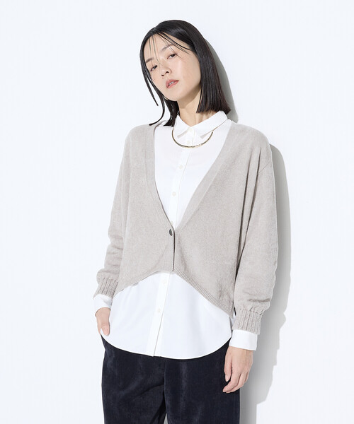 Gabardine K.T(ギャバジンケーティー)の「マイクロスパン タックボリューム袖のブラウス(シャツ/ブラウス・レディース・ライトグレー/ブラック/オフホワイト・9号/7号)」の19枚目の写真