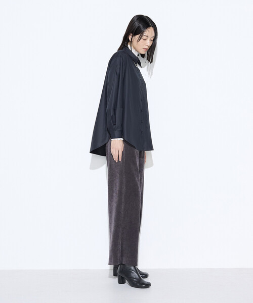 Gabardine K.T(ギャバジンケーティー)の「マイクロスパン タックボリューム袖のブラウス(シャツ/ブラウス・レディース・ライトグレー/ブラック/オフホワイト・9号/7号)」の22枚目の写真