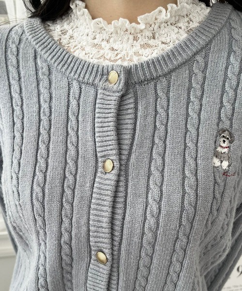 F i.n.t(フィント)の「シュナウザーケーブルニットカーディガン(カーディガン/ボレロ・レディース・ブルーグレー/アイボリー/レッド・FREE)」の15枚目の写真