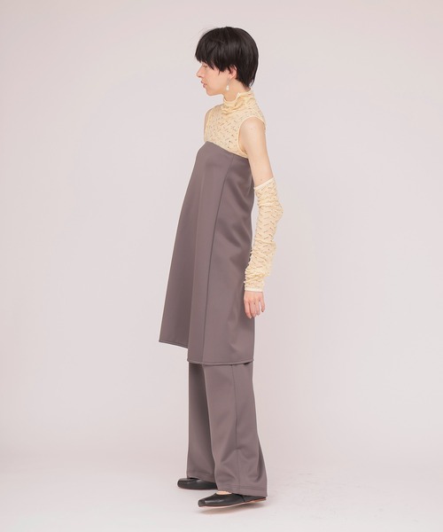 DRESSLAVE(ドレスレイブ)の「sleeveless pull & armwarmer(スリーブレスレースプルオーバー&アームウォーマー)(Tシャツ/カットソー・レディース・ブラック/ベージュ・38)」の11枚目の写真