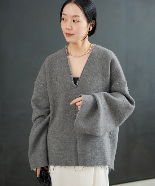 plage(プラージュ)の「R’IAM シルエットブラウス(シャツ/ブラウス・レディース・アイボリー/チャコールグレー・FREE)」の11枚目の写真