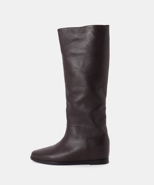 La TOTALITE（ラトータリテ）の「REMME/レメ レザーロングブーツ（ブーツ・レディース・ブラック/ブラウン・36/37/38）」の17枚目の写真